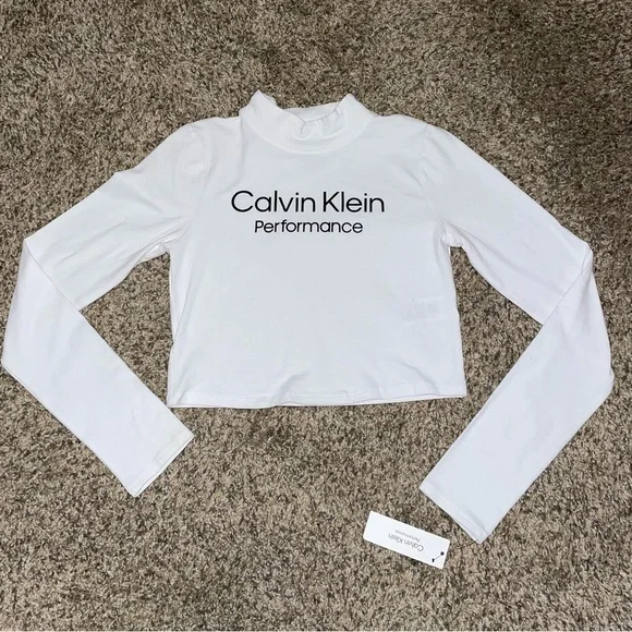 NWT-Calvin Klein cropped long sleeve - Picture 1 of 5